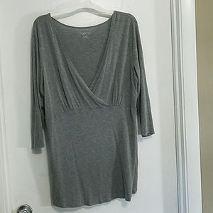 Maternity/nursing shirt